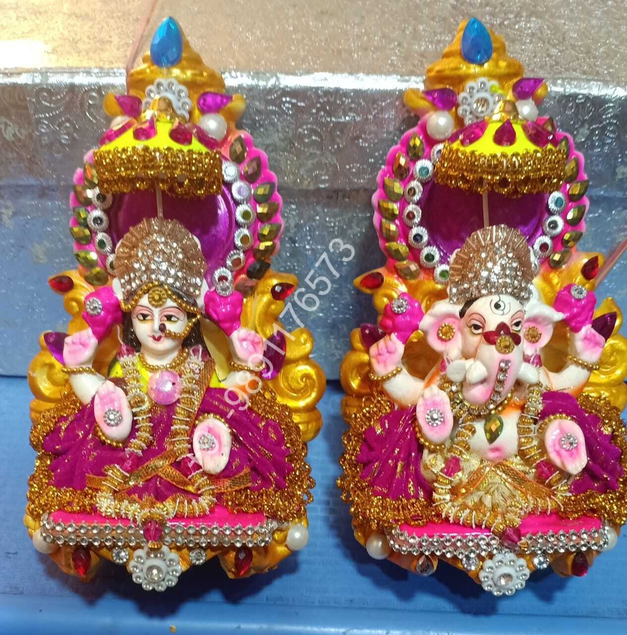 Lakshmi Ganesh Terracotta Murti